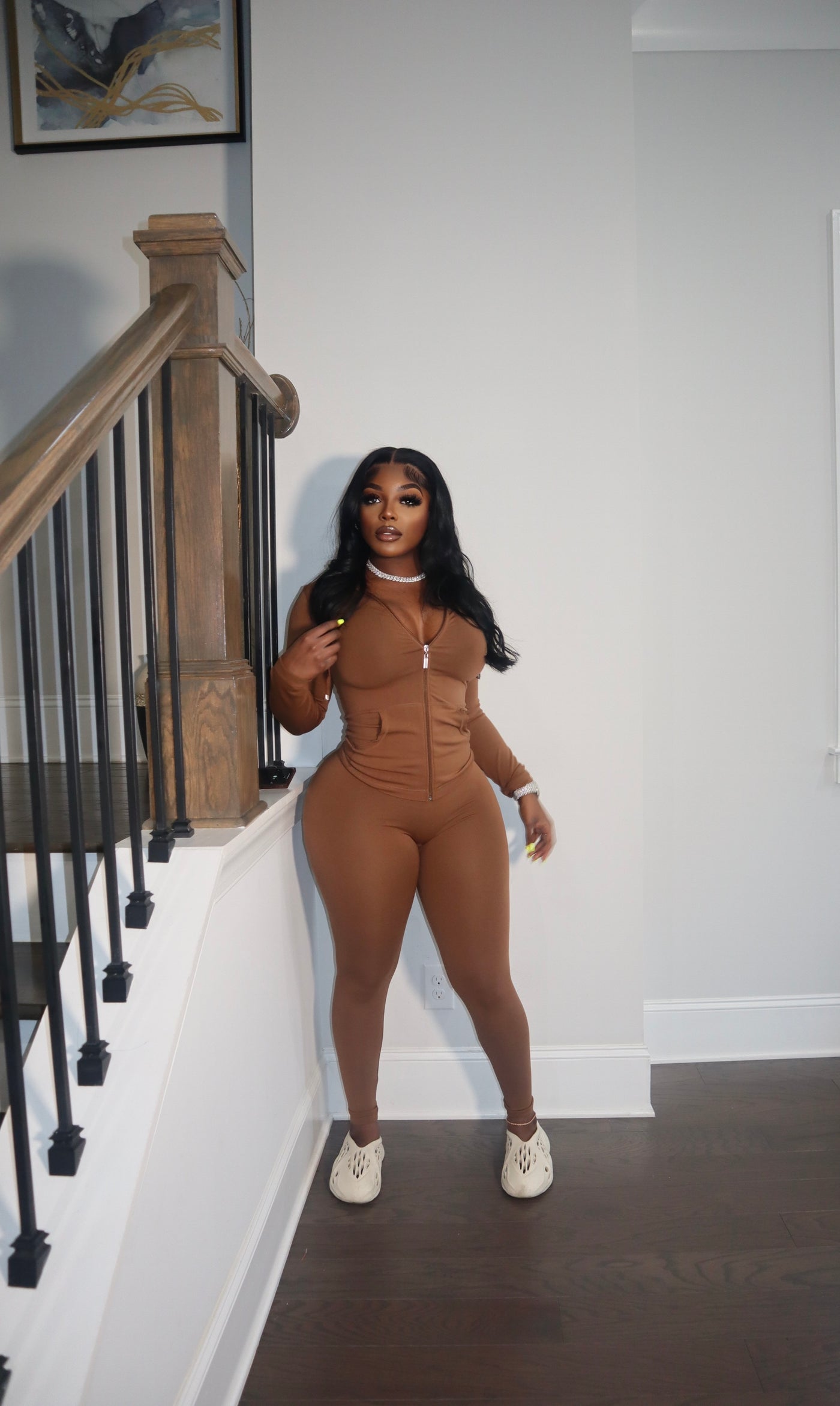 BASIC CHILL SET BROWN