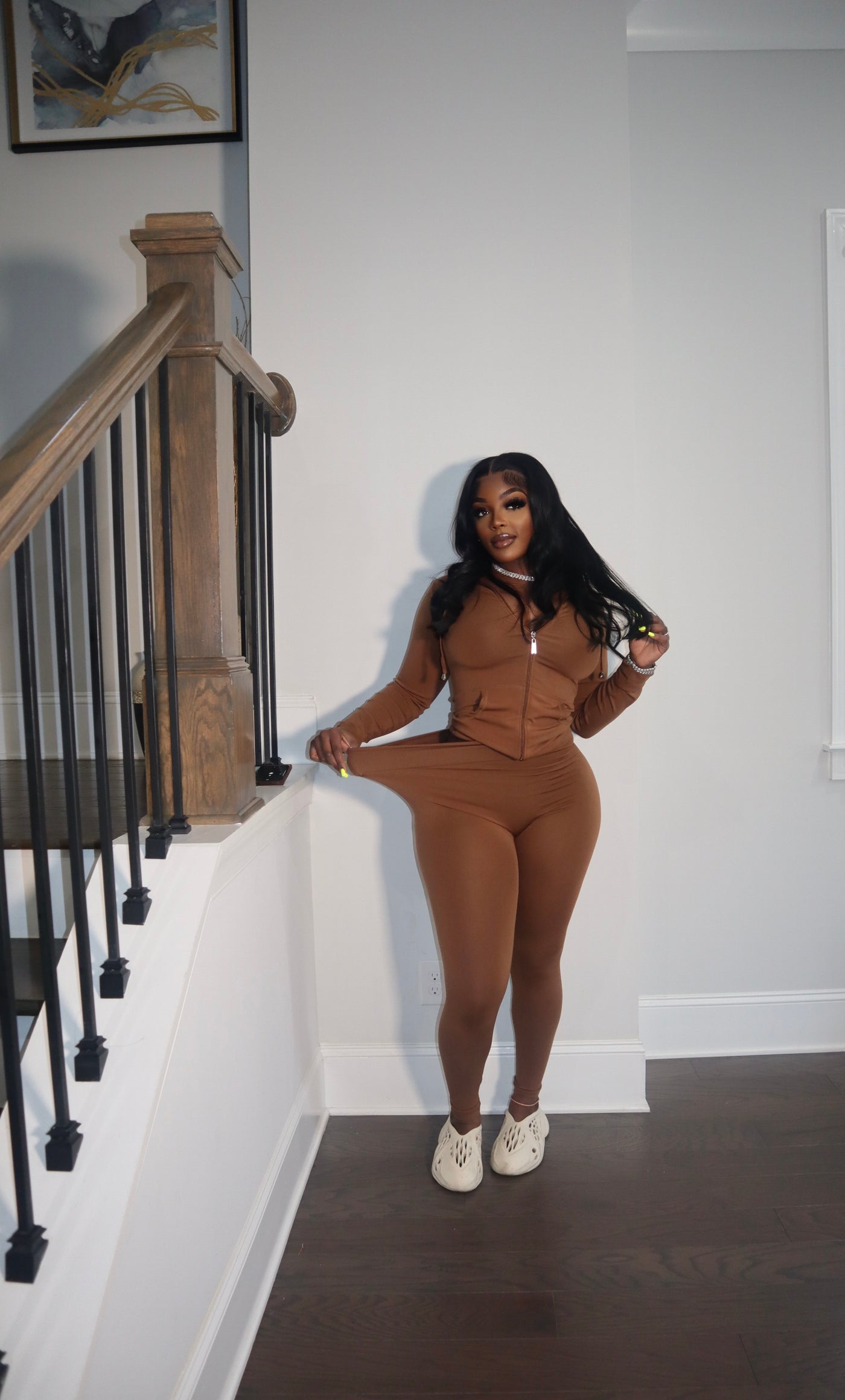 BASIC CHILL SET BROWN