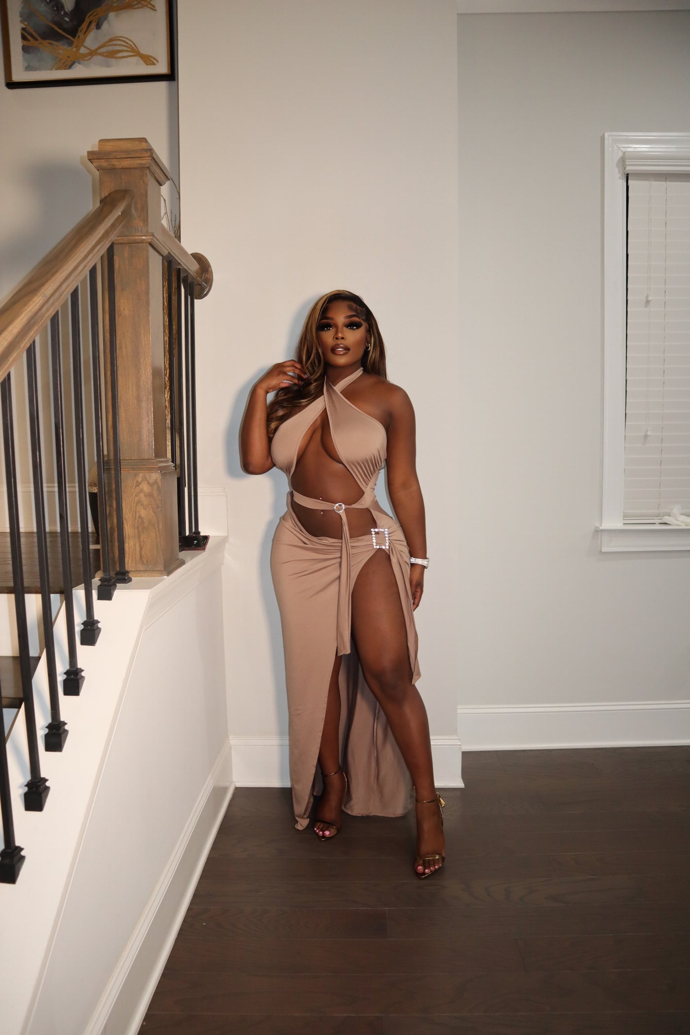 IM THE ONE CUT OUT DRESS NUDE